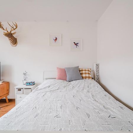 Cozy Apartment Best Location 302 Шанхай Екстериор снимка
